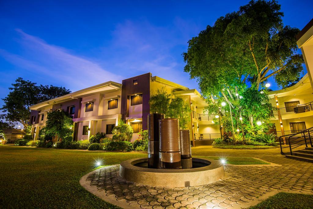 Ariana Hotel Dipolog Extérieur photo