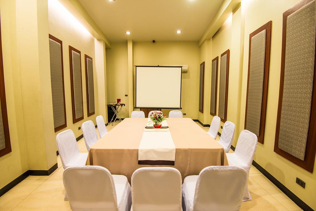 Ariana Hotel Dipolog Extérieur photo