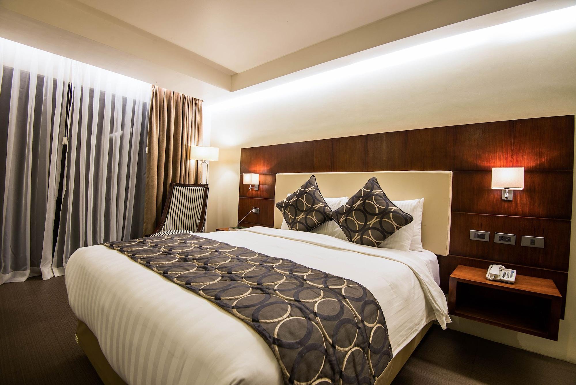 Ariana Hotel Dipolog Extérieur photo