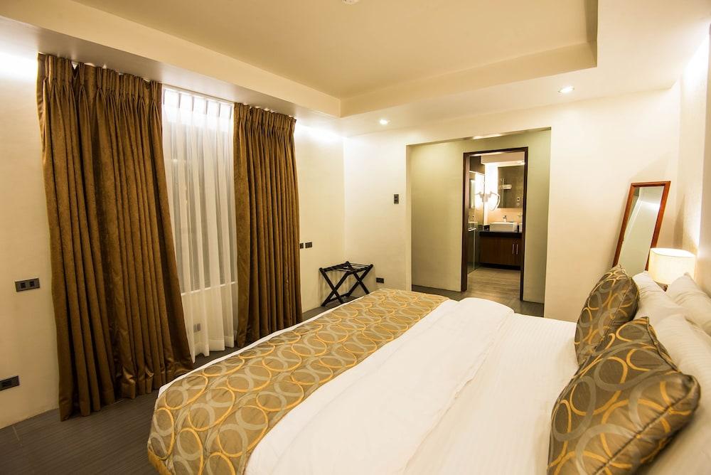 Ariana Hotel Dipolog Extérieur photo