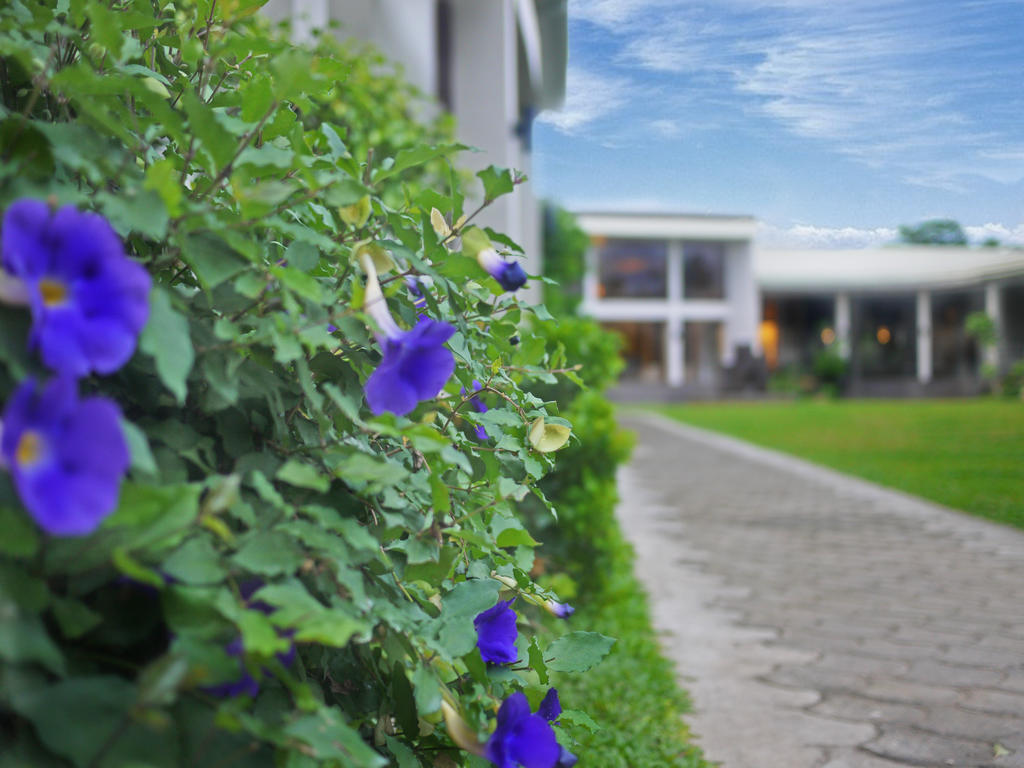 Ariana Hotel Dipolog Extérieur photo